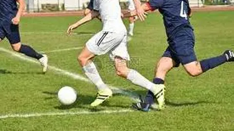 何雯娜产后半个月即展现惊人身材恢复速度