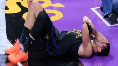 大乐透期号专家推荐：快船VS鹈鹕质合分析