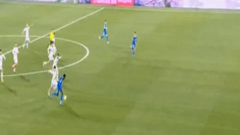 大乐透专家每日精选1-3场，7中5质合分析推荐